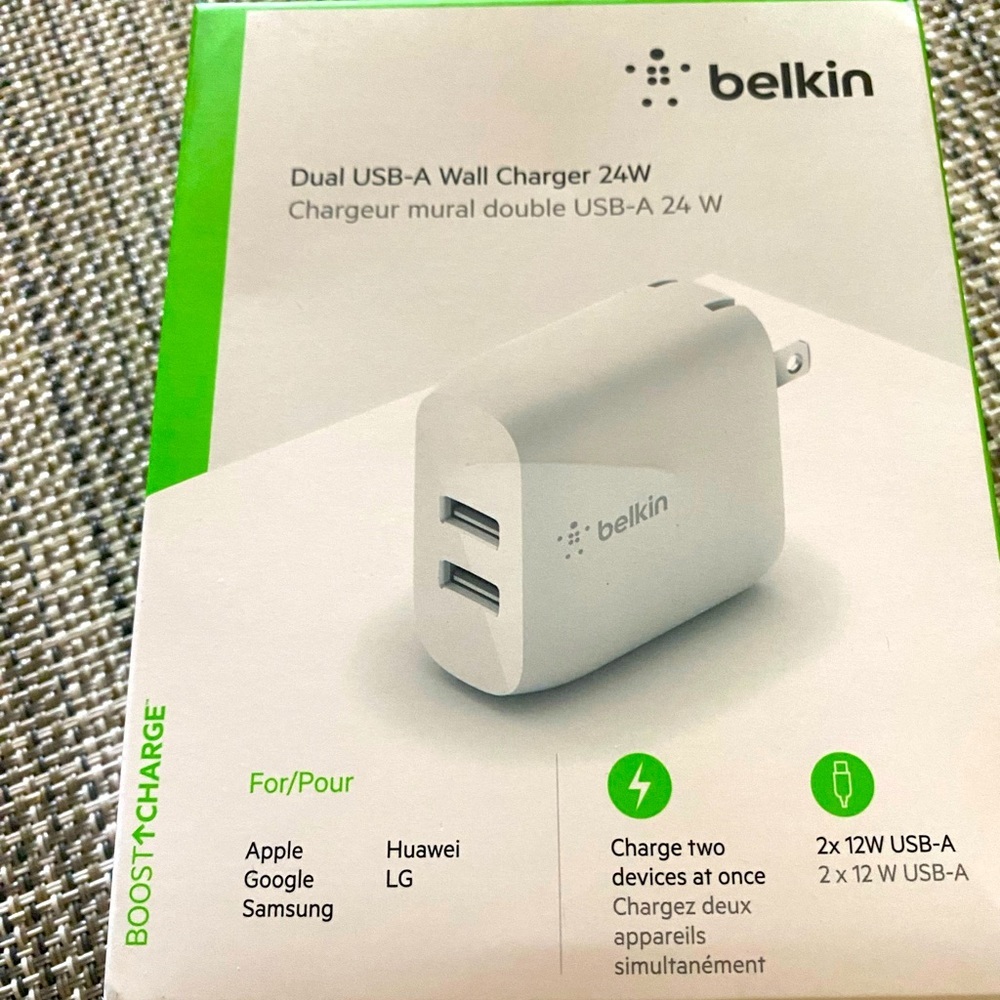 Brand new 24 W Belkin Dual USB- A Boost Charge Wall Charger